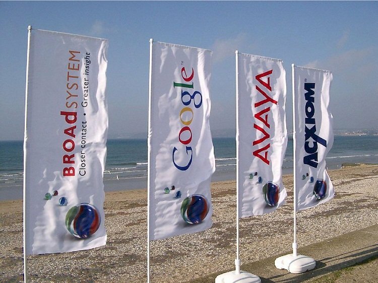 Mẫu in cờ phướn theo yêu cầu