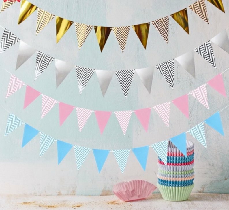 Mẫu dây cờ trang trí lớp học hình tam giác