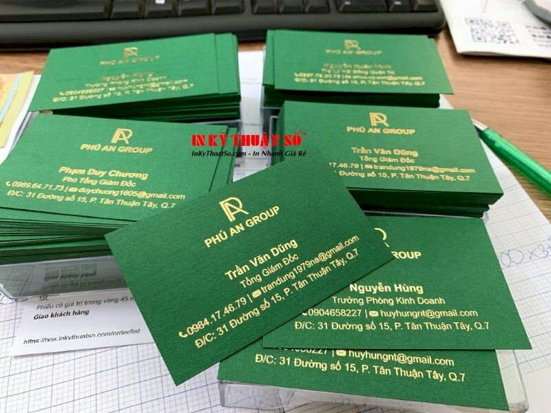 in name card trên giấy cứng