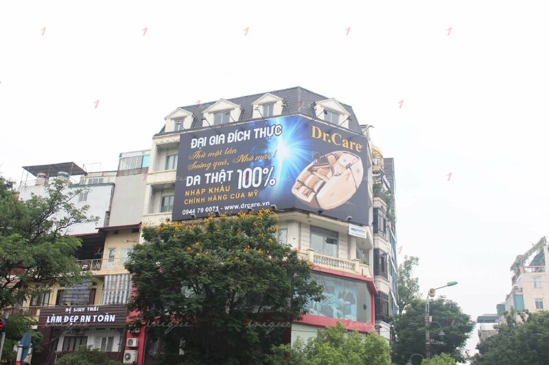 in phông bạt quảng cáo bên hông toà nhà