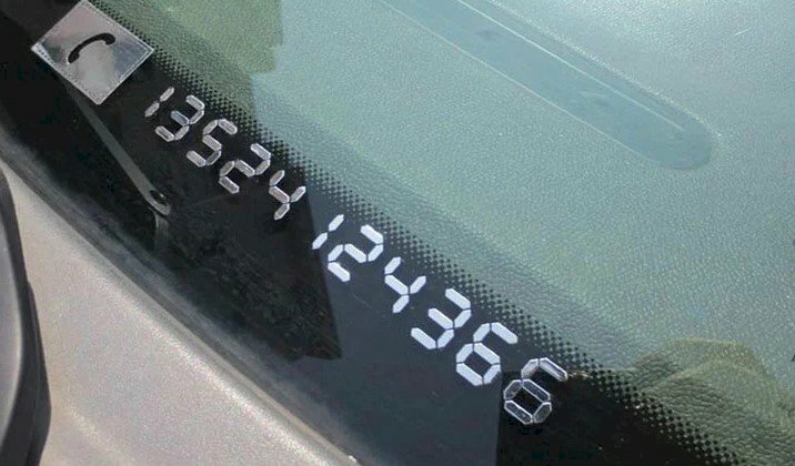 in số điện thoại dán xe hơi