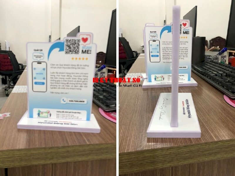 Standee để bàn A5 in mã QR Code Scan Me - INKTS265