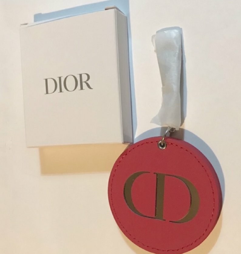 Gương Dior