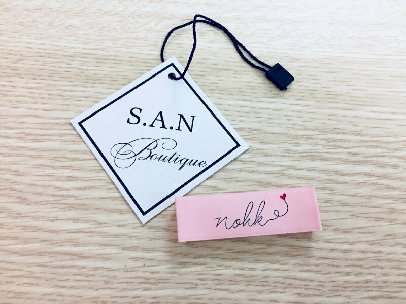 Mẫu tag treo hình vuông