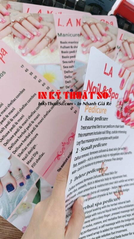 Menu nhựa mỏng cao cấp tiệm Nail & Spa