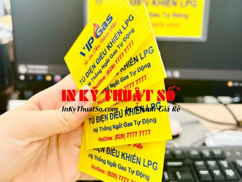 In nhãn mác mica cho thương hiệu VIP Gas