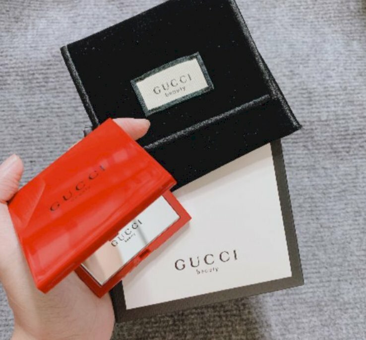 Gương Gucci
