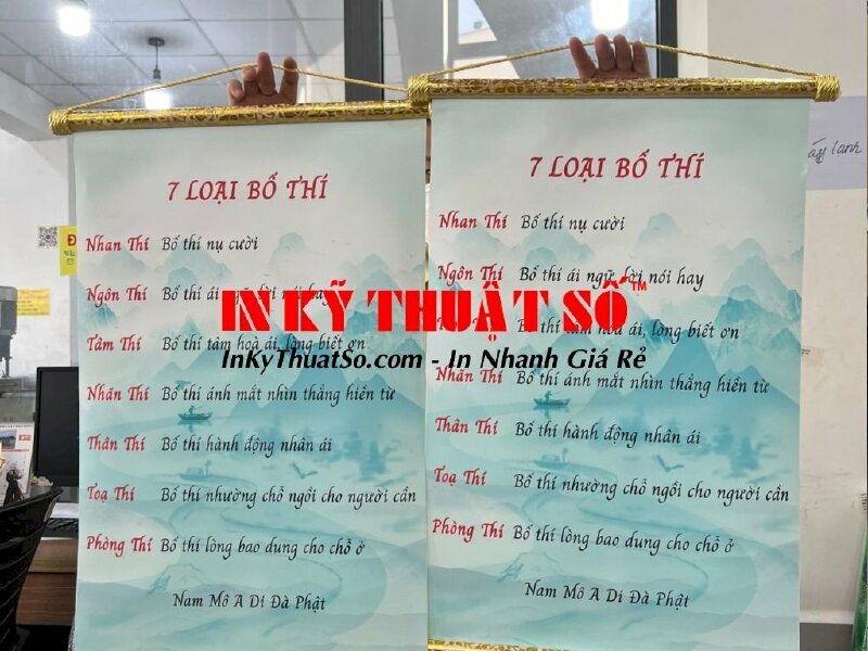 In canvas dầu bóng câu châm ngôn hay kích thước 50x70cm kèm nẹp gỗ hoa văn