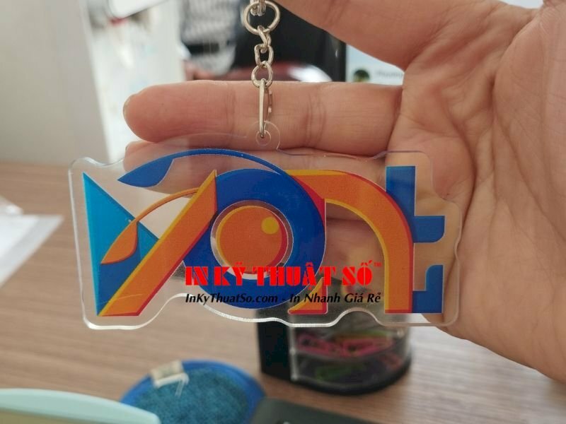 In móc khoá mica theo yêu cầu - In Kỹ Thuật Số Since 2006