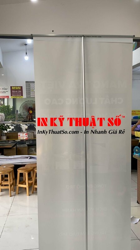 Banner cuốn nhôm lắp poster trưng bày sự kiện