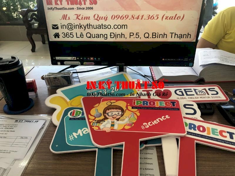 In hashtag cầm tay lấy ngay - In Kỹ Thuật Số Since 2006