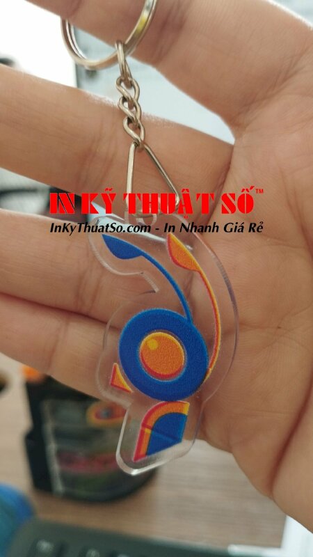 In móc khoá mica theo yêu cầu - In Kỹ Thuật Số Since 2006