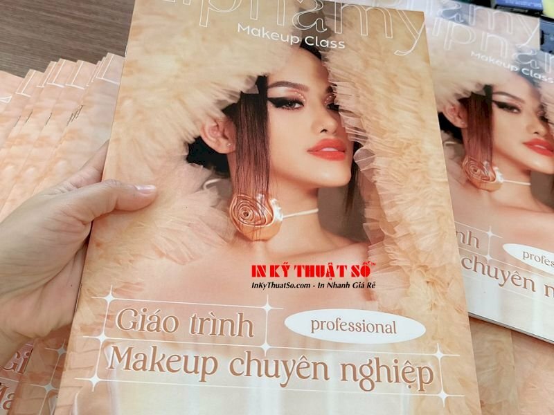 In catalogue nhanh số lượng nhiều với công nghệ in offset - In Kỹ Thuật Số Since 2006