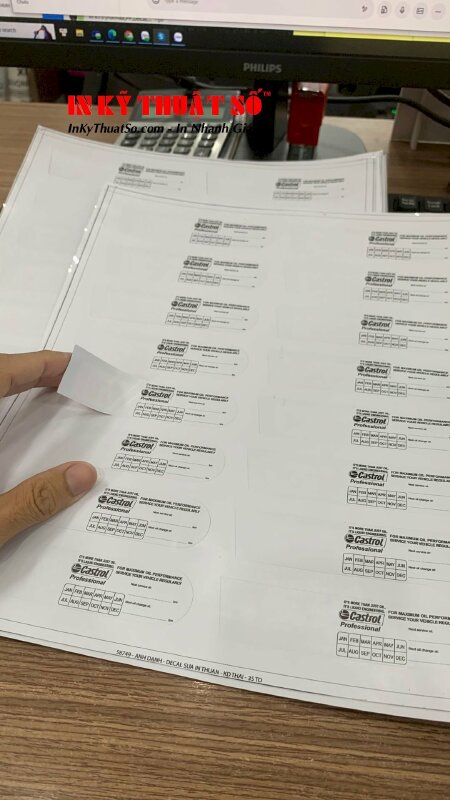 Decal in 2 mặt, bế, kích thước theo yêu cầu tại In Kỹ Thuật Số since 2006