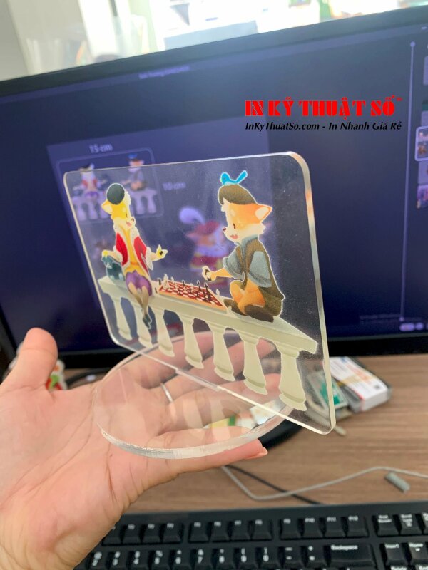 Standee hoạt hình vui nhộn ra đời bằng công nghệ in UV ngược tại In Kỹ Thuật Số 365 Lê Quang Định