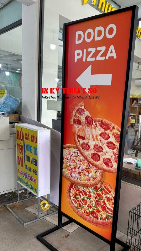 Standee khung sắt ngoài trời - In Kỹ Thuật Số Since 2006