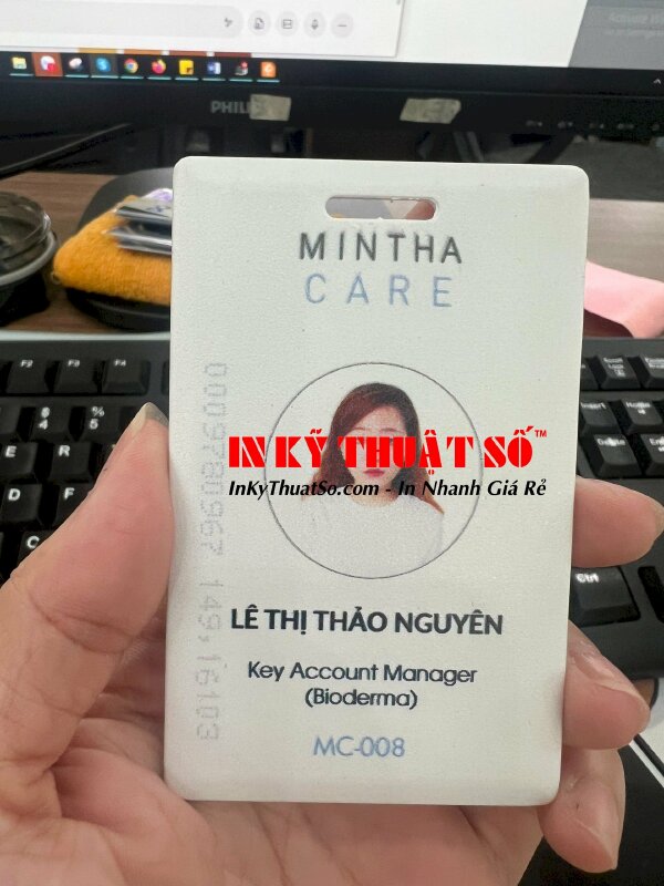 In thẻ từ khách hàng cung cấp, in lót trắng tuyệt đẹp