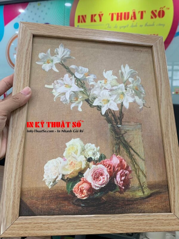 Tranh treo tường PP bồi format, tranh bình hoa nghệ thuật ra đời bằng công nghệ in kỹ thuật số hiện đại tại 365 Lê Quang Định