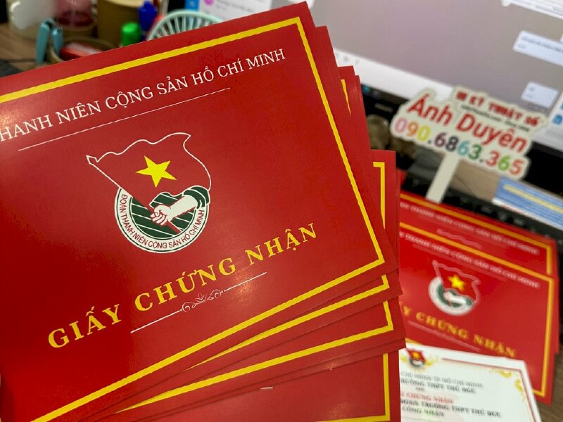 In giấy chứng nhận thành tích hoàn thành chương trình đào tạo Đoàn trường - INKTS513