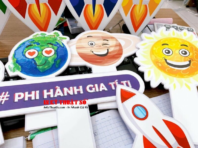 In hashtag cầm tay cổ vũ - hashtag cầm tay phi hành gia - INKTS448