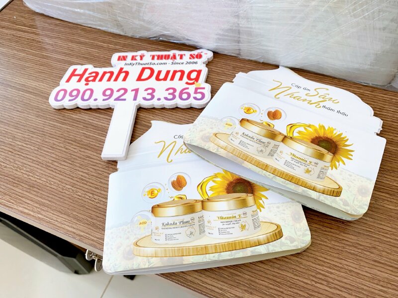 In tờ rơi gấp 5 hình hủ kem mỹ phẩm - INKTS259