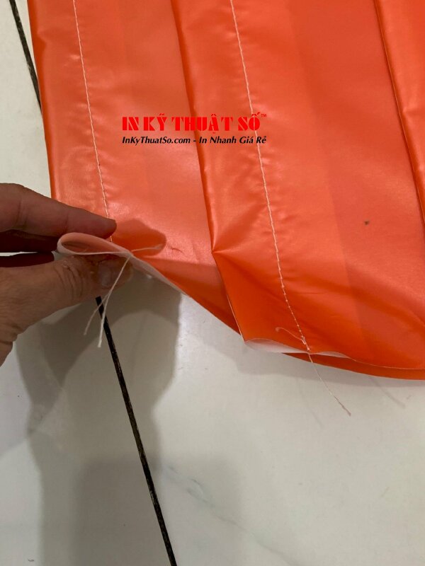 In cờ công ty chất liệu vải Silk, gia công may theo yêu cầu