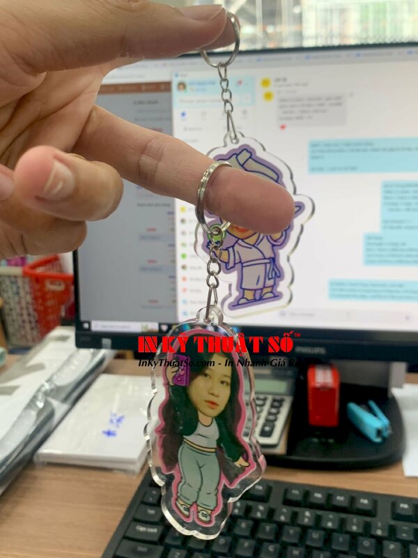 Thiết kế, in móc khóa mica theo yêu cầu - In nhanh, mọi số lượng