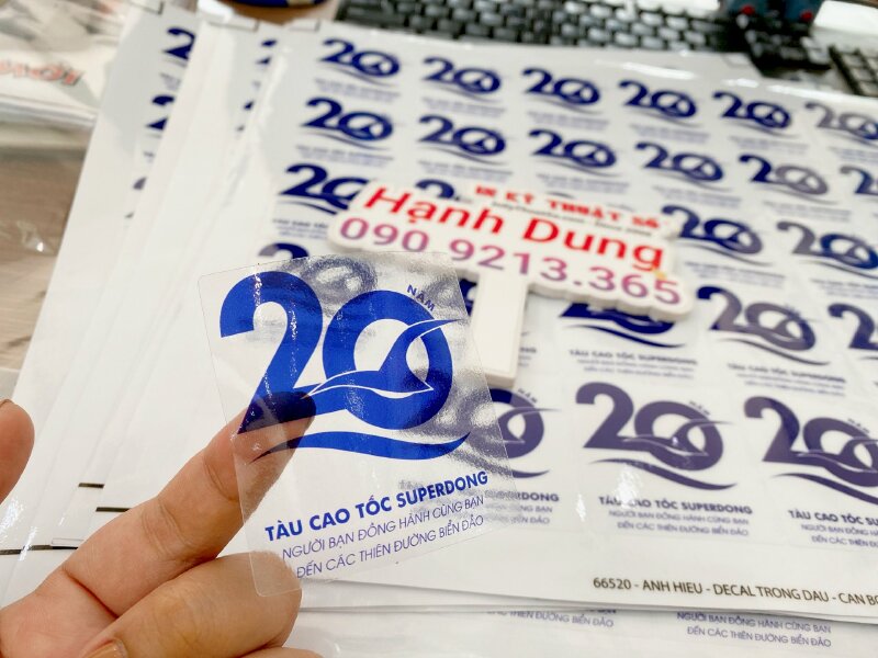 In logo decal trong, in logo kỷ niệm 20 năm thành lập công ty - INKTS702