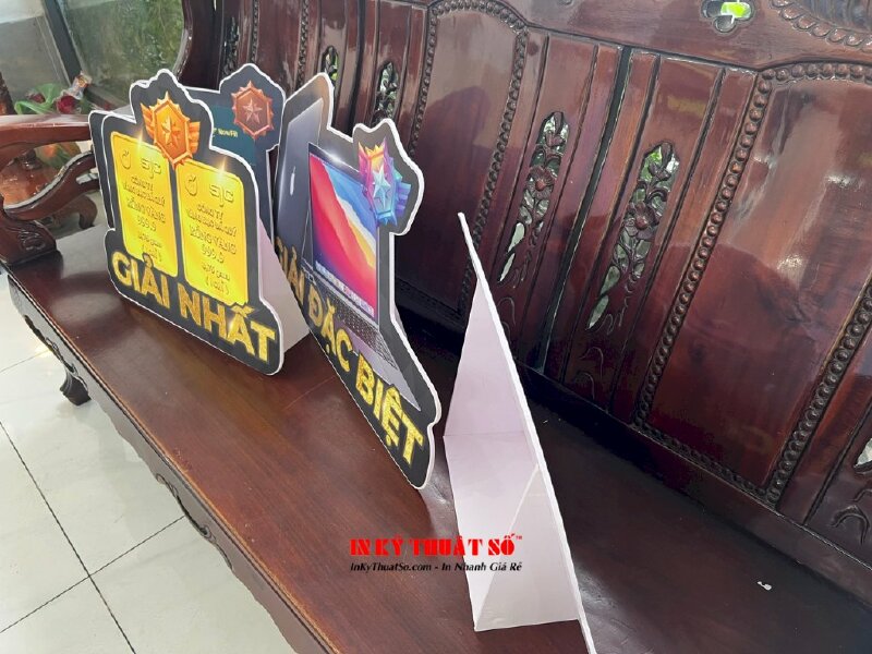 In Standee để bàn mô hình giải thưởng - INKTS647