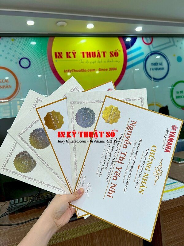 In chứng nhận, bằng khen giấy mỹ thuật