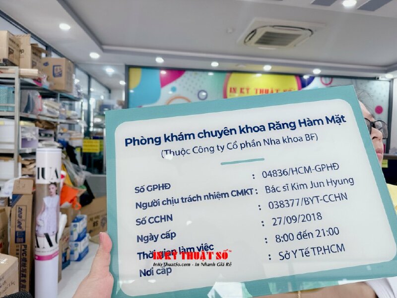 In bảng thông tin phòng khám chuyên khoa răng hàm mặt - INKTS800