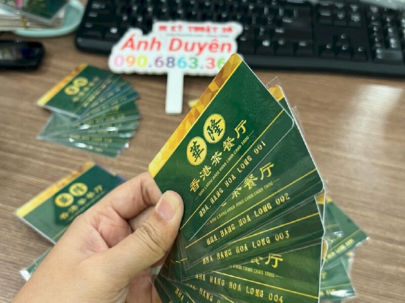 Làm thẻ VIP cho khách hàng nhà hàng Hoa - INKTS780