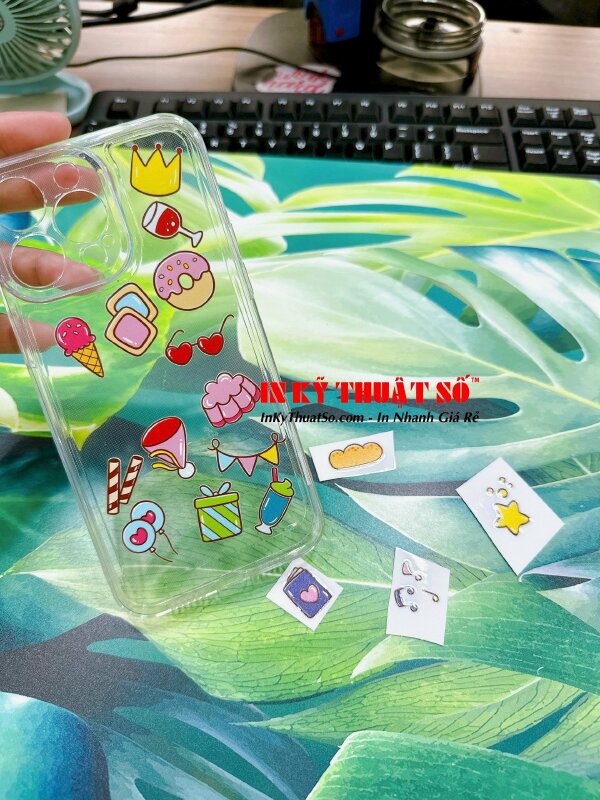 In sticker trang trí ốp điện thoại giá rẻ tại TPHCM