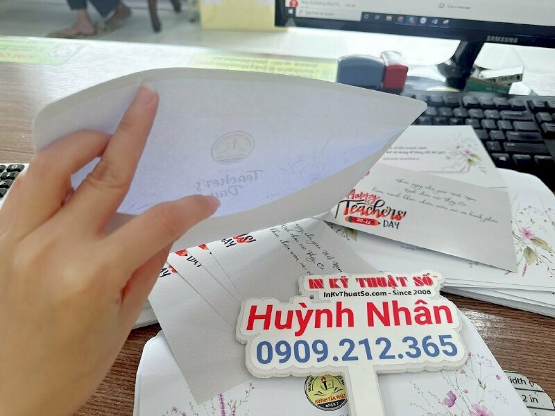 In Kỹ Thuật Số chuyên nhận in các loại thiệp mừng, thiệp mời, thư mời,... trên giấy mỹ thuật chất lượng tuyệt đẹp, giá rẻ