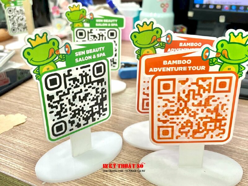 In bảng mica qr code quét mã thông tin doanh nghiệp - INKTS897