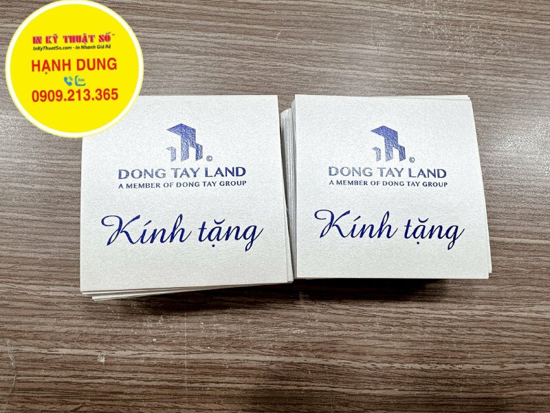 In tem kính tặng logo công ty dán túi giấy đựng quà tặng khách hàng, in giấy mỹ thuật có keo mặt sau - INKTS935