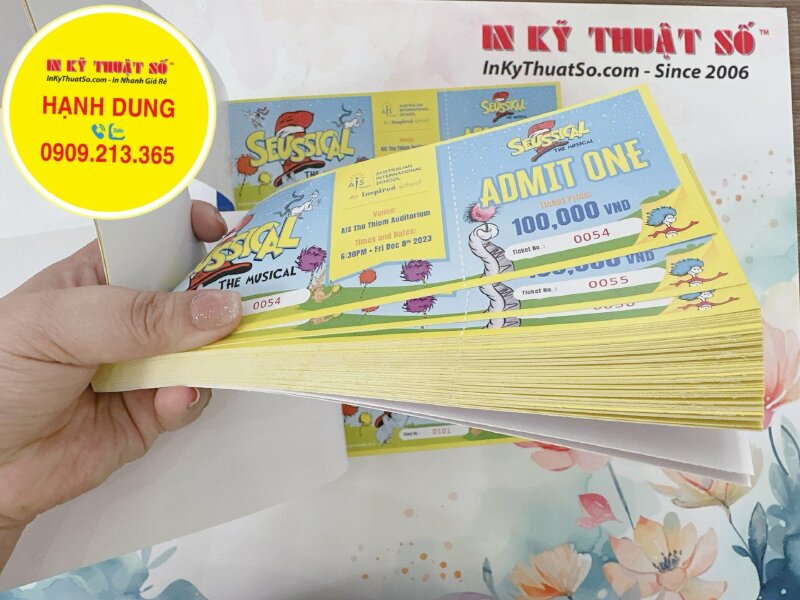 In vé ca nhạc dạng cuốn, in vé nhạc kịch trung học trường quốc tế - INKTS919