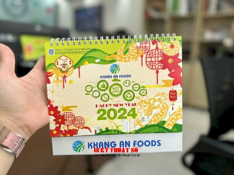 Lịch để bàn chữ A in logo doanh nghiệp