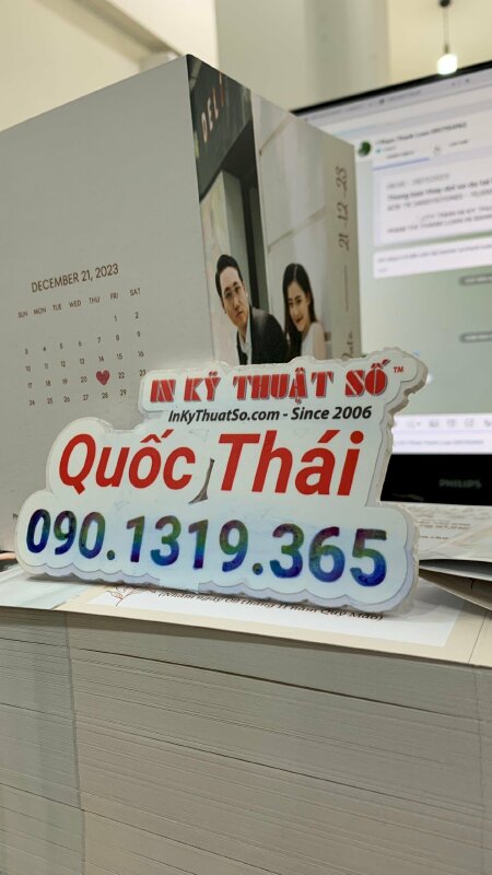 Thiệp cưới in hình cô dâu chú rể được thiết kế và in ấn bởi In Kỹ Thuật Số since 2006