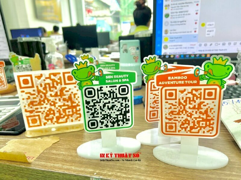 Mẫu QR code để bàn cho các cửa hàng kinh doanh được thiết kế và in ấn bởi In Kỹ Thuật Số since 2006