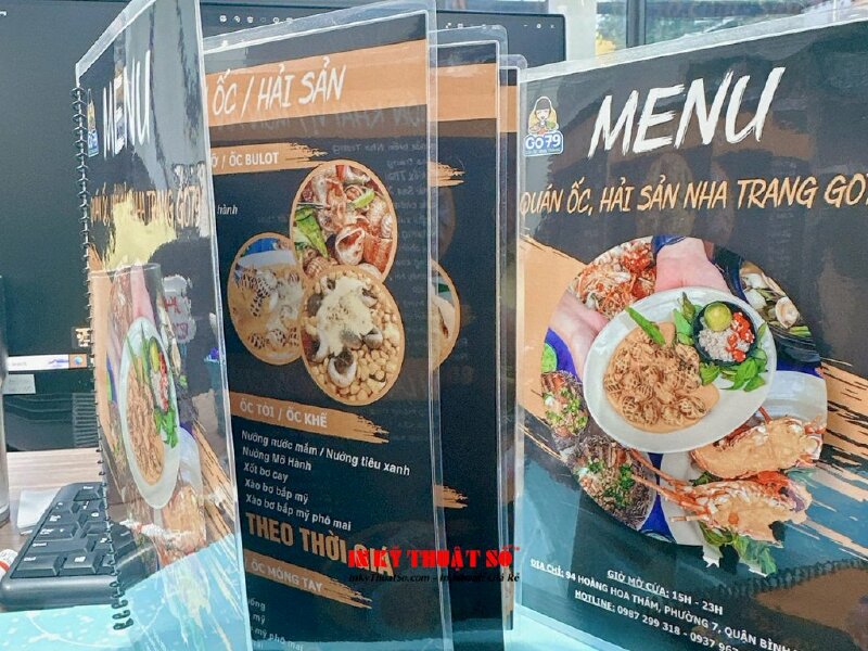 In menu quán ốc hải sản Nha Trang, cuốn menu giấy ép plastic - INKTS976