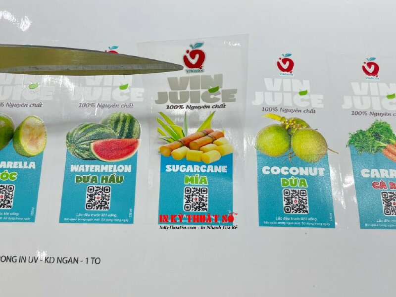 In nhãn dán chai nhựa đựng nước ép trái cây nguyên chất - INKTS956