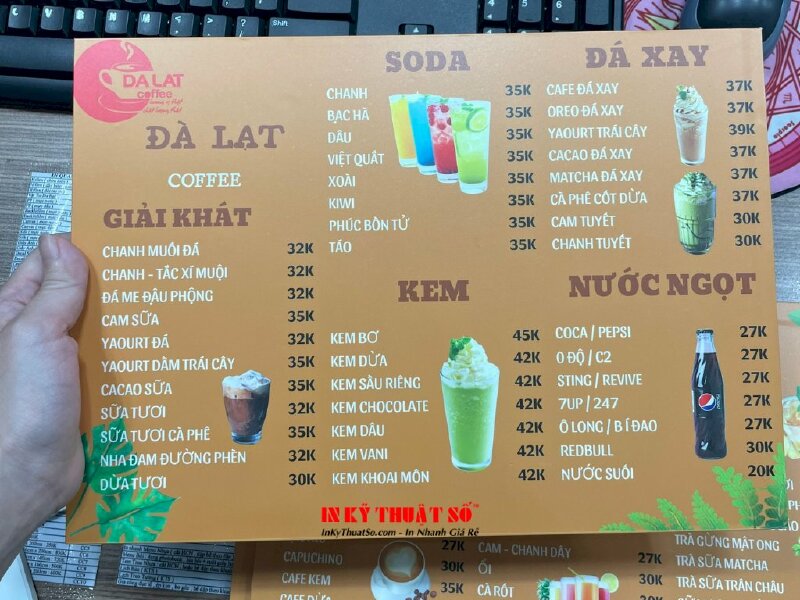 Làm menu quán cafe, in menu format dạng tấm cầm tay gọn nhẹ, chống thấm nước 100% - INKTS952