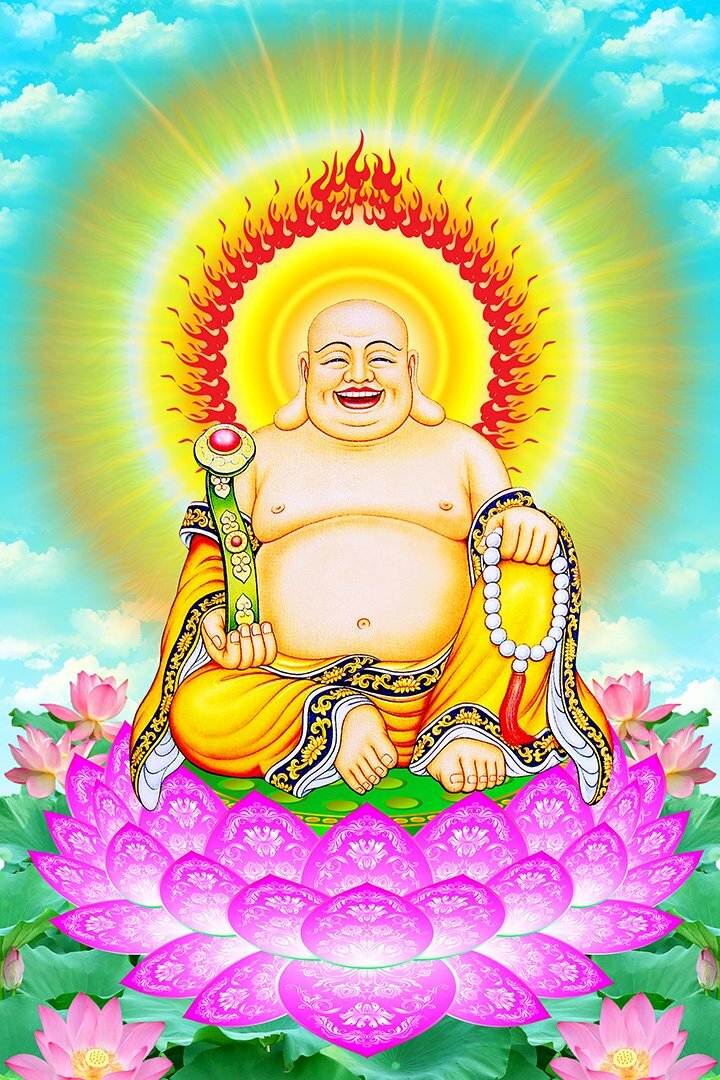Hình nền Phật Di Lặc 3D ngồi trên đài sen hồng, miệng cười tươi, tỏa hào quang vàng sáng ngời 