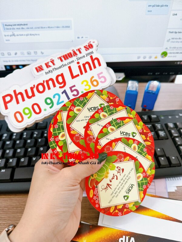 Mẫu tem treo hộp quà Tết được thiết kế và in ấn tại In Kỹ Thuật Số 365 Lê Quang Định