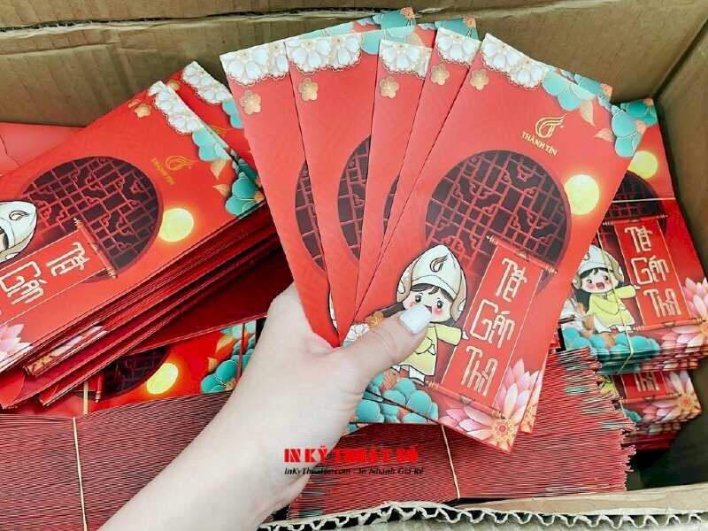 Mẫu bao lì xì đỏ 2024 in hình chibi siêu dễ thương 