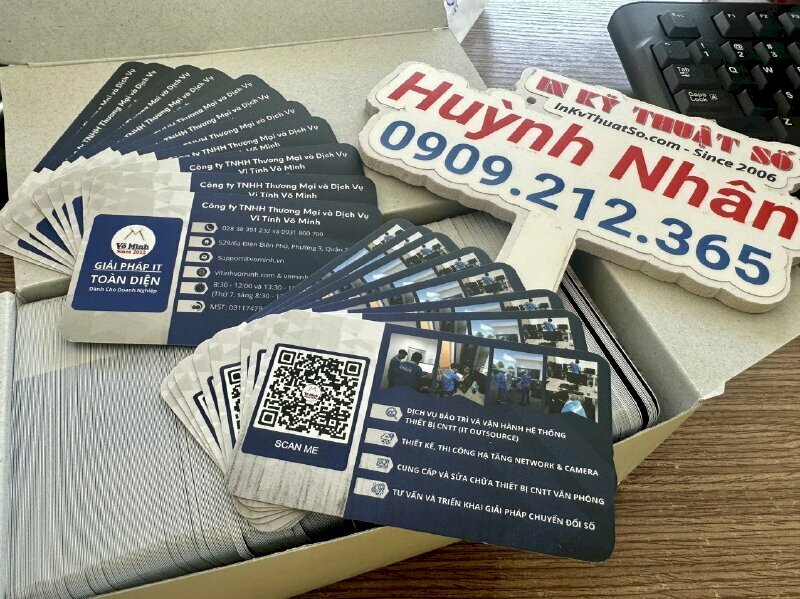In card visit công ty du lịch có mã QR code bằng công nghệ in Offset hiện đại tại In Kỹ Thuật Số