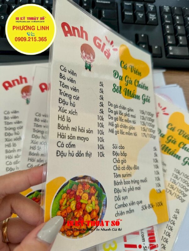 In menu cho quán ăn vặt dạng tấm cầm tay khổ A5 ép plastic - INKTS1426