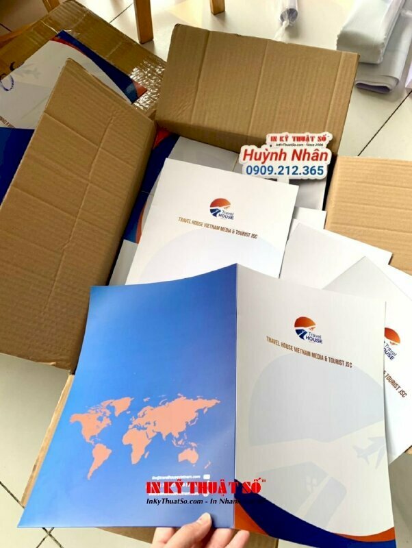 In folder bìa kẹp hồ sơ công ty lữ hành