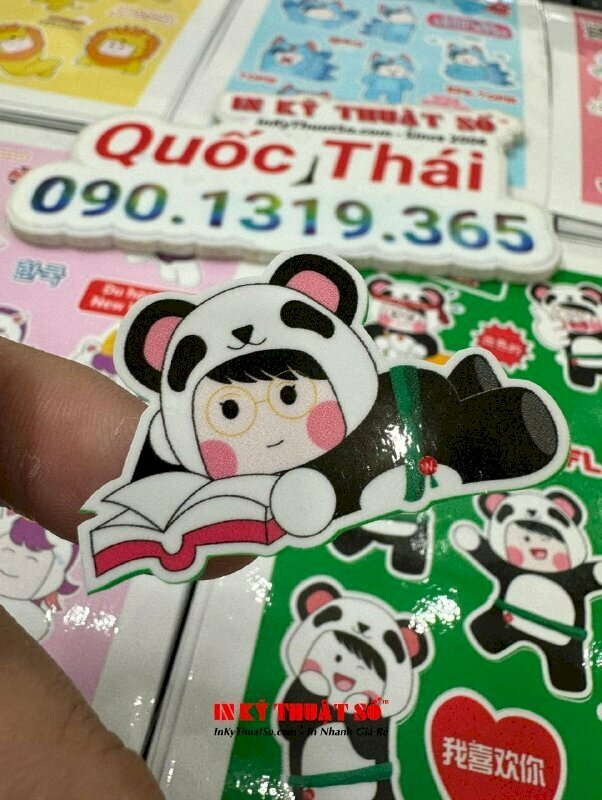 In decal sữa dầu bóng hình chibi dễ thương trang trí độc đáo